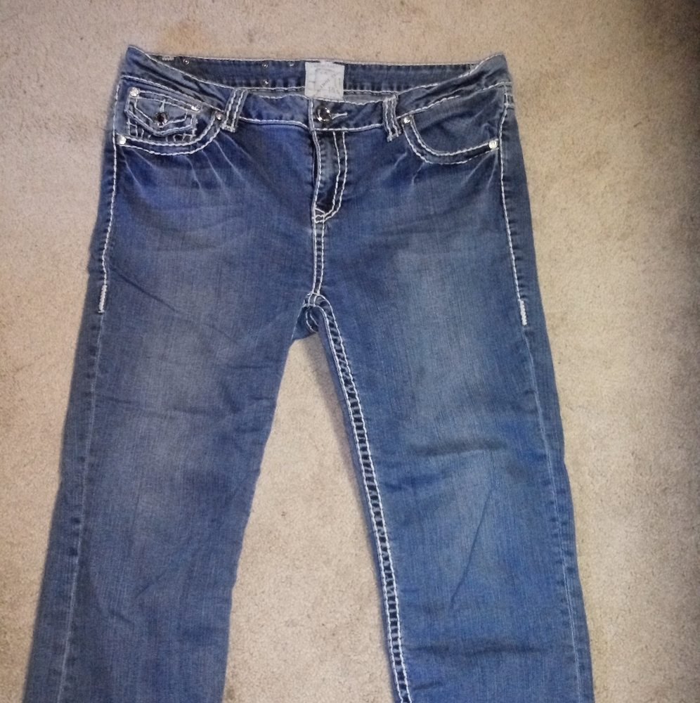 LA idol capris